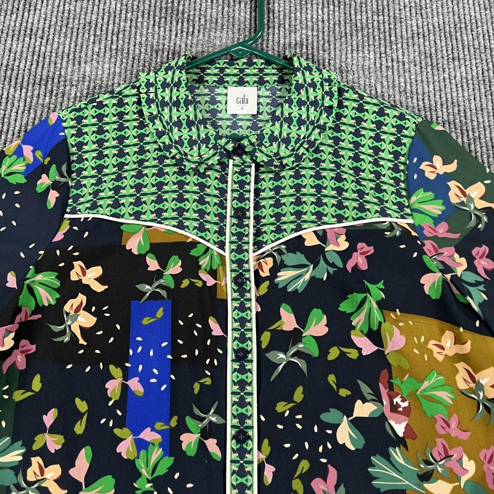 Cabi Shirt Womens Medium Multicolor Floral Geometric Button Up Blouse Top 5520 - Picture 2 of 15